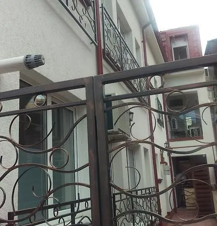 Garsoniere Dinu Bucharest