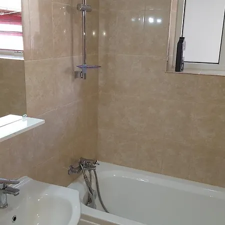 Apartment Garsoniere Dinu Bucharest